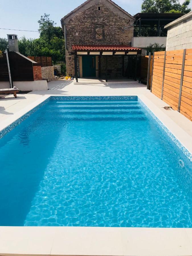 Apartments Malic Pridraga 外观 照片